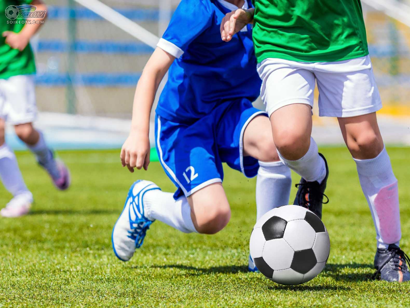 Các bài tập bóng đá cơ bản rèn luyện kỹ năng trở thành cầu thủ chuyên nghiệp